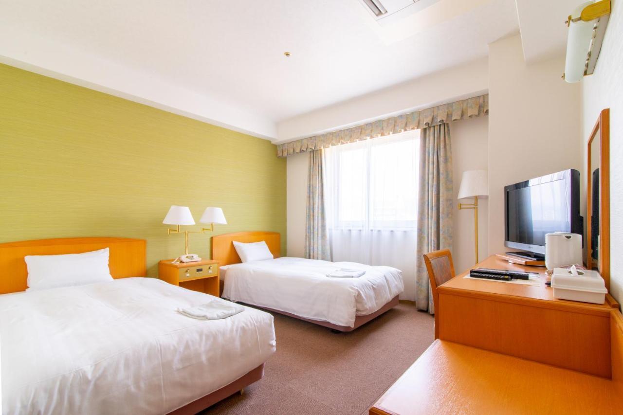Bright Park Hotel Kochi  Bagian luar foto